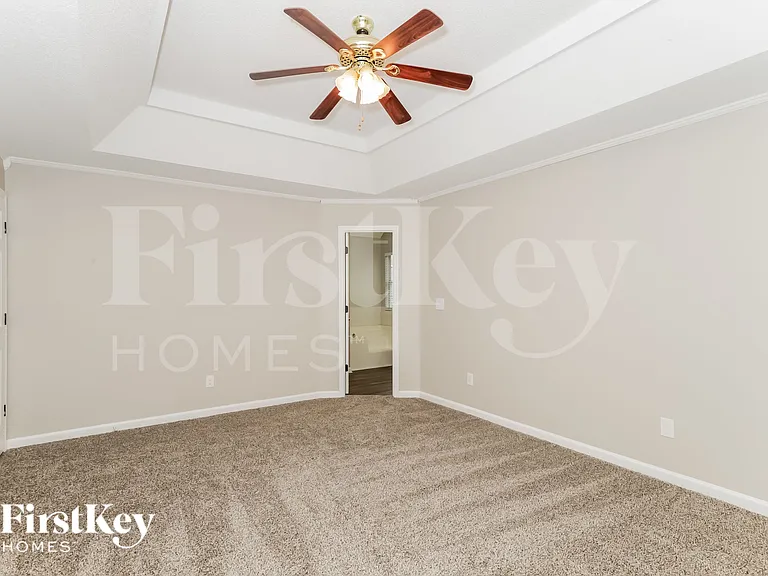 848 Asbury Trl — Photo 10