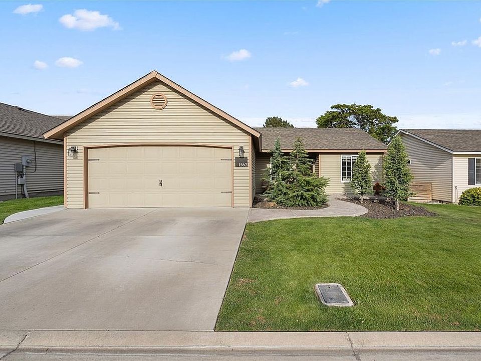 1st image of 1562 Foxglove Ave