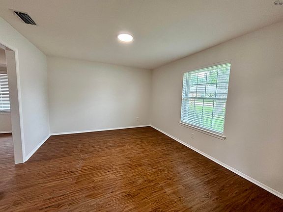 5th image of 4 Briandale Ct