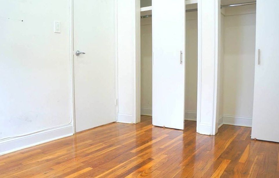 2nd image of 301 E 60th St APT 1C