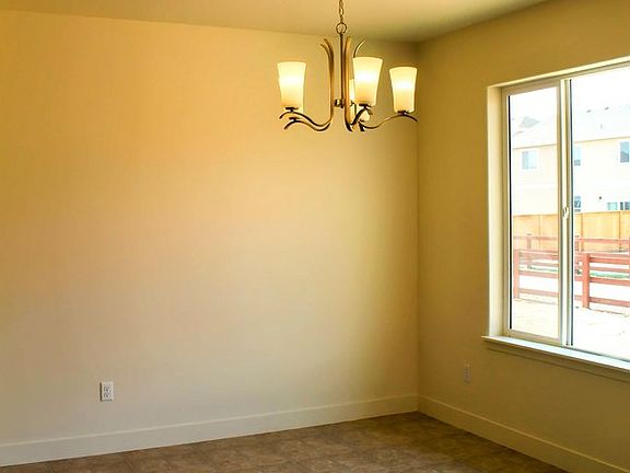 5th image of 2372 Blissful Ln