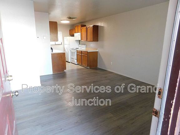 2nd image of 1302 Glenwood Ave #104