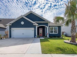 416 Edgewater Way, Surf City, NC 28445