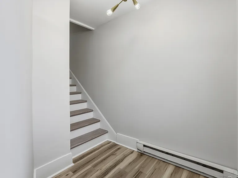 319 E A St #1 — Photo 5