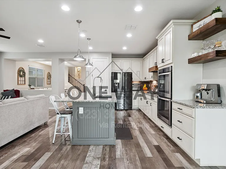 5246 S Locke — Photo 2