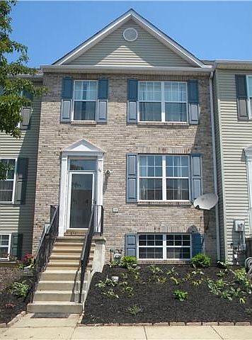 1st image of 44 Chambord Dr