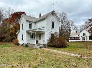 516 Main St, Corinth, NY 12822