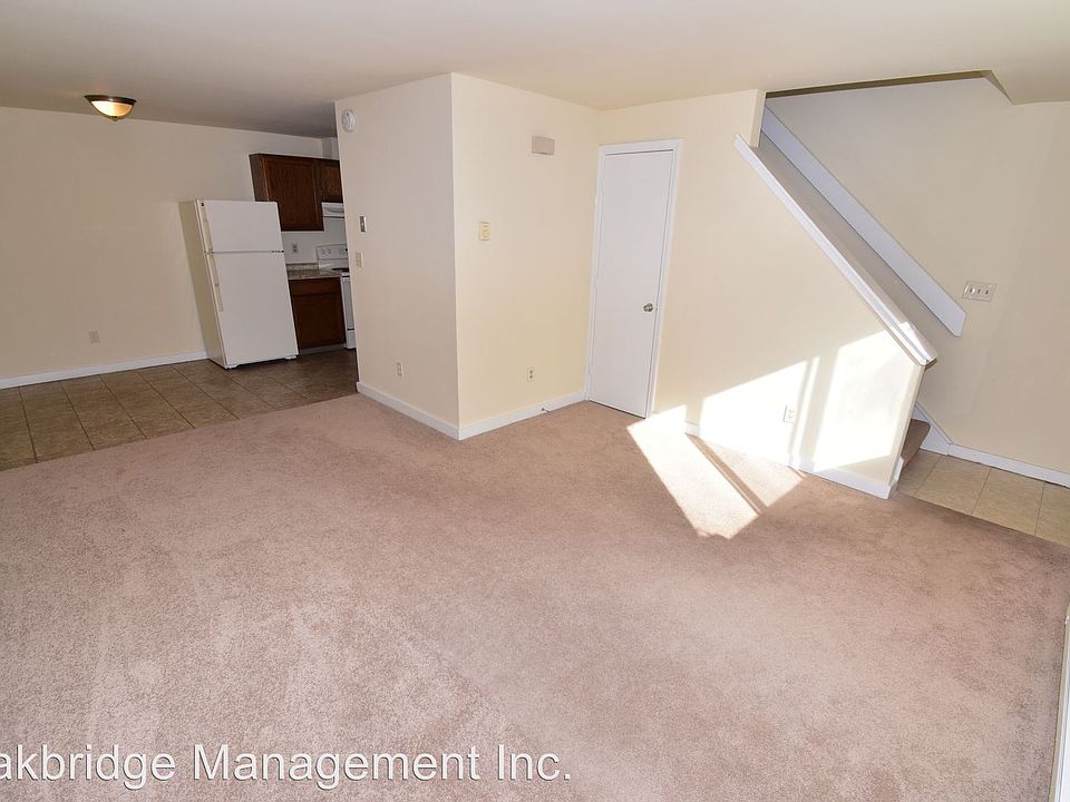 2nd image of 36 Chatfield St APT 12