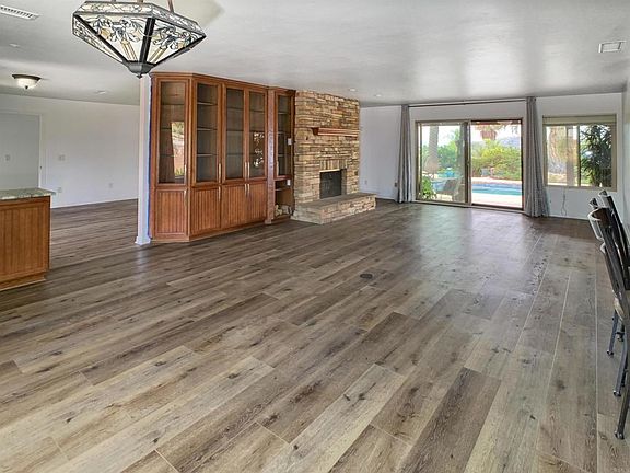 4th image of 308 La Cresta Heights Rd