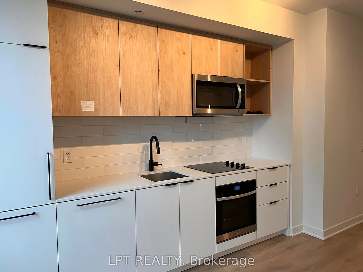 Building Photo - 1185 Dupont St #609