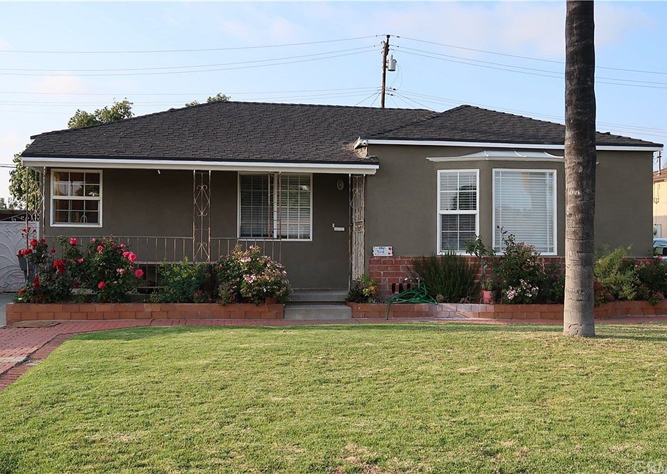 1st image of 5747 Lincoln Ave