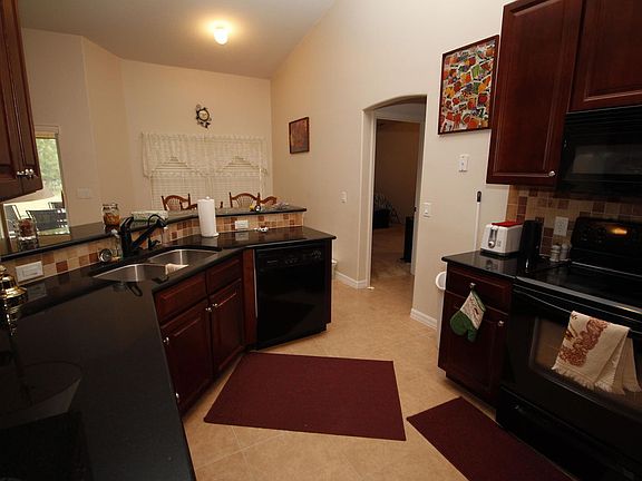 4th image of 2891 Felda Ave SE