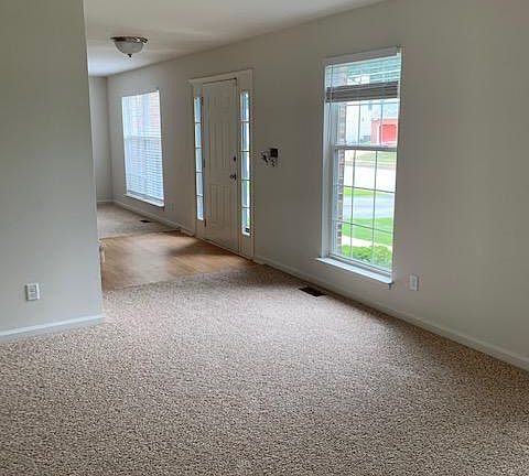 3rd image of 602 Timber Wood Blvd