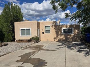 2734 Graceland Dr NE, Albuquerque, NM 87110