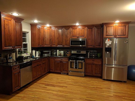 3rd image of 64 Ward St