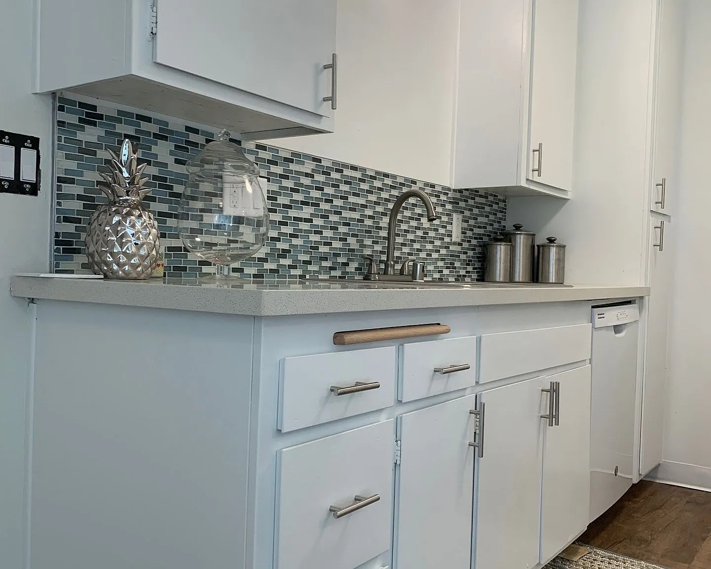 Armada Apartments — Photo 1