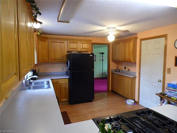 4th image of 55 Oakhurst Dr