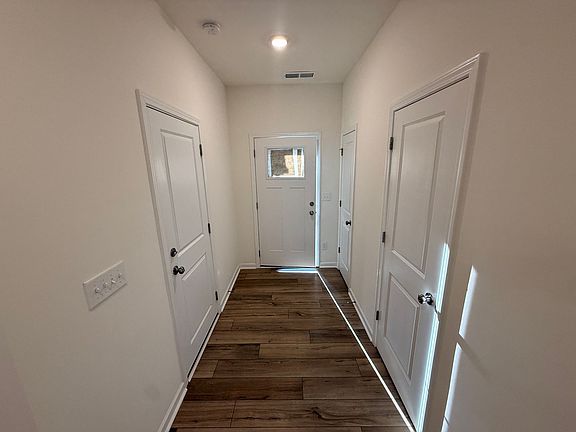 4th image of 7131 Bentz St