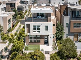 217 Chorus, Irvine, CA