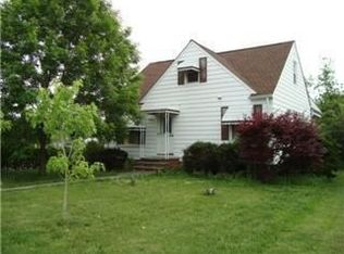 5755 Turney Rd, Cleveland, OH 44125