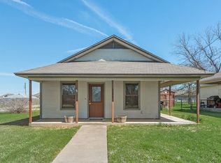 301 Lipscomb St, Cleburne, TX 76031