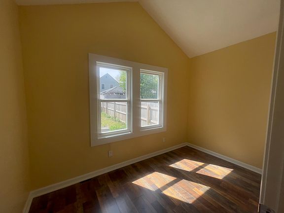 3rd image of 380 Willett St Unit 1