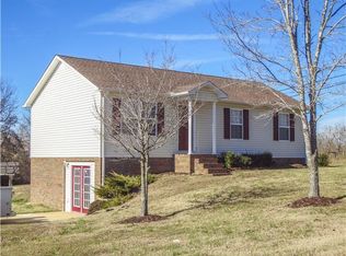 1195 Sara St, Pulaski, TN 38478