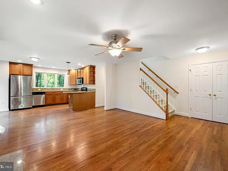 175 Easy Hollow Rd — Photo 6