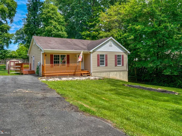 89 S Oak Heights Trl, Delta, PA 17314