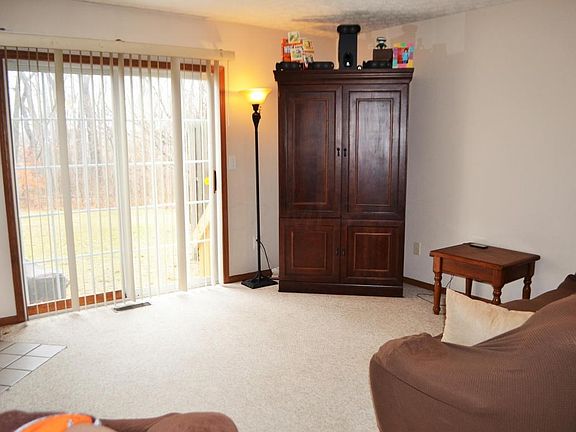 5th image of 153 Macdougall Ln