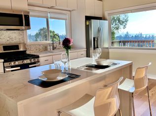 7201 Altura Pl, Oakland, CA 94605