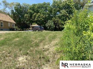 3336 Ames Ave, Omaha, NE 68111