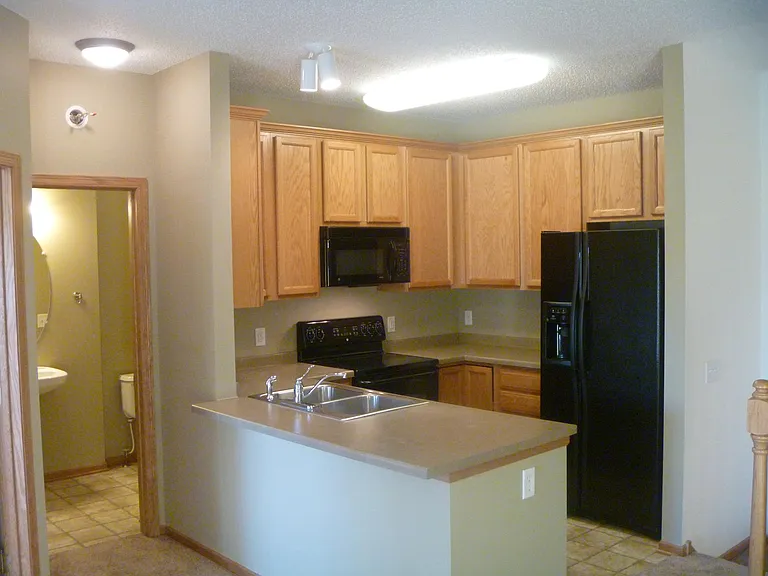 6739 Pine Crest Trl S — Photo 4