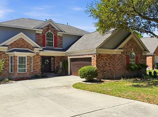 3014 Fall Crest Dr, San Antonio, TX 78247