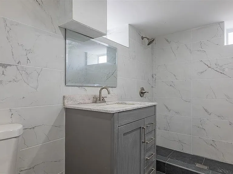 205 Ives St — Photo 5