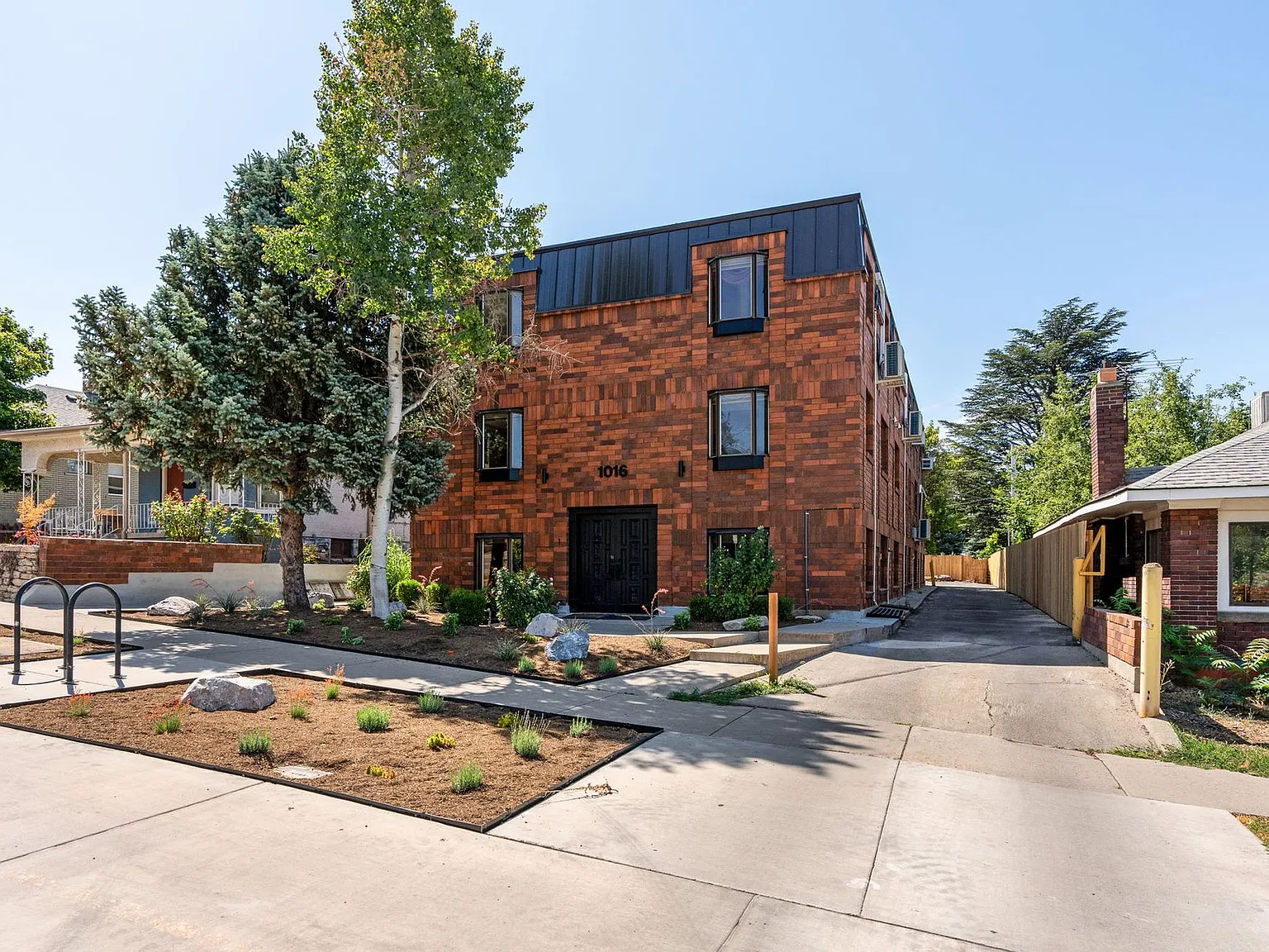 Welcome To The Hauser Apartments — Photo 2