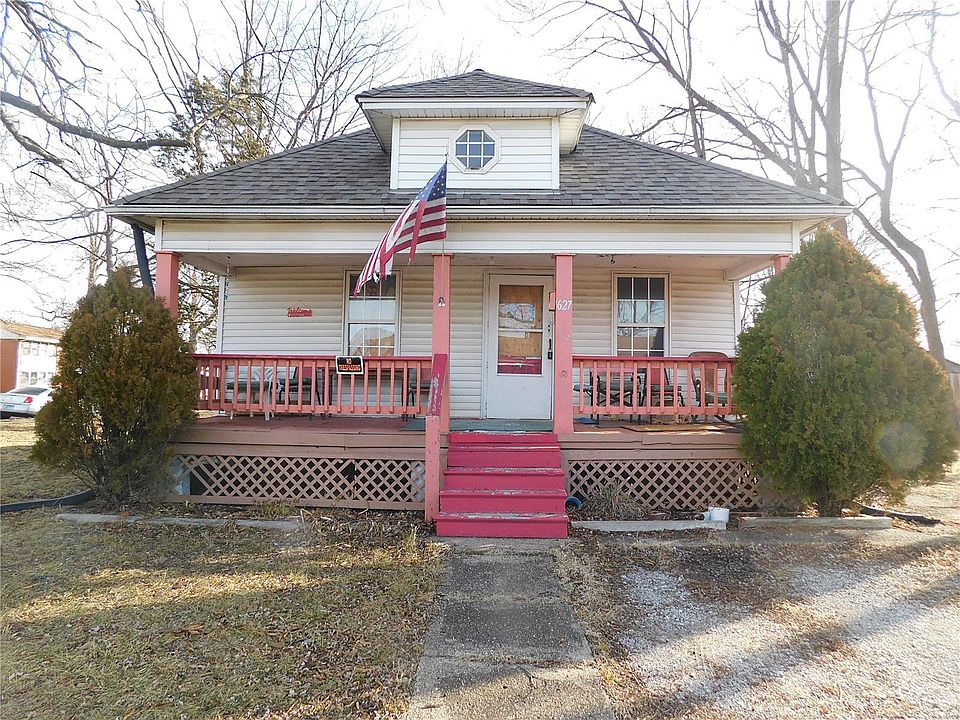 1st image of 627 Anderson St