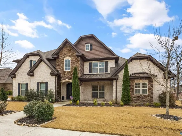 7550 Parktrace Ln, Owens Cross Roads, AL 35763
