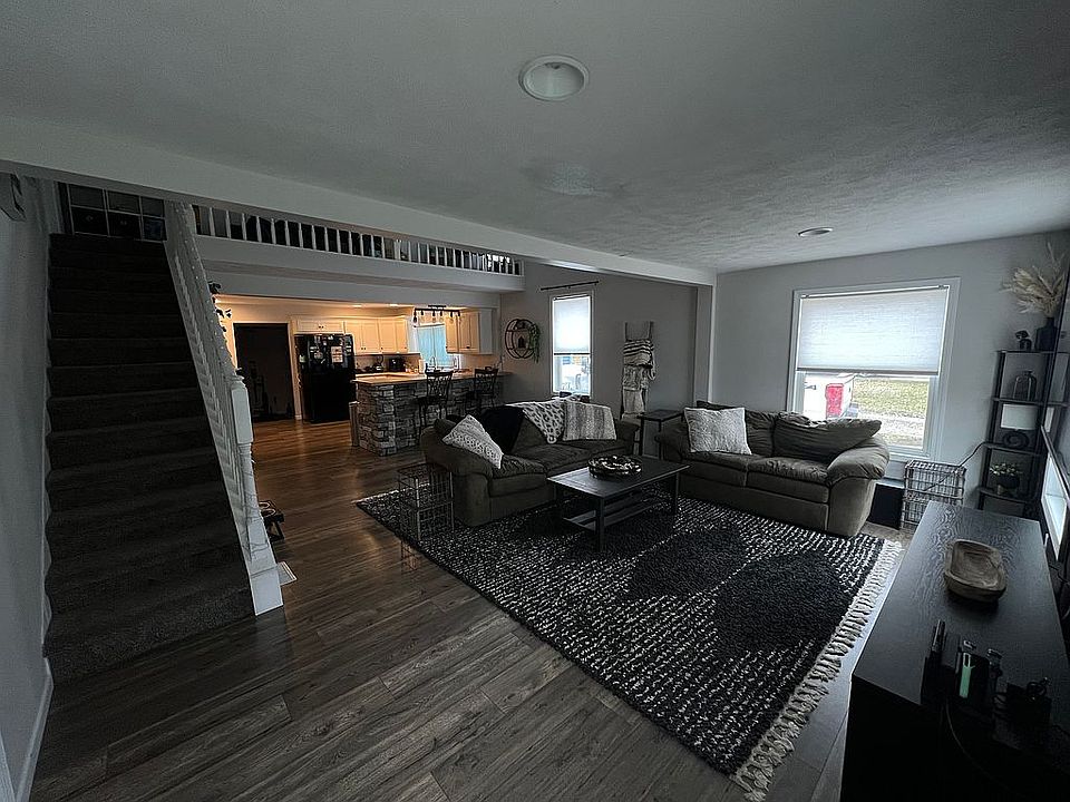 509 N Hathaway St, Winamac, IN 46996 Zillow