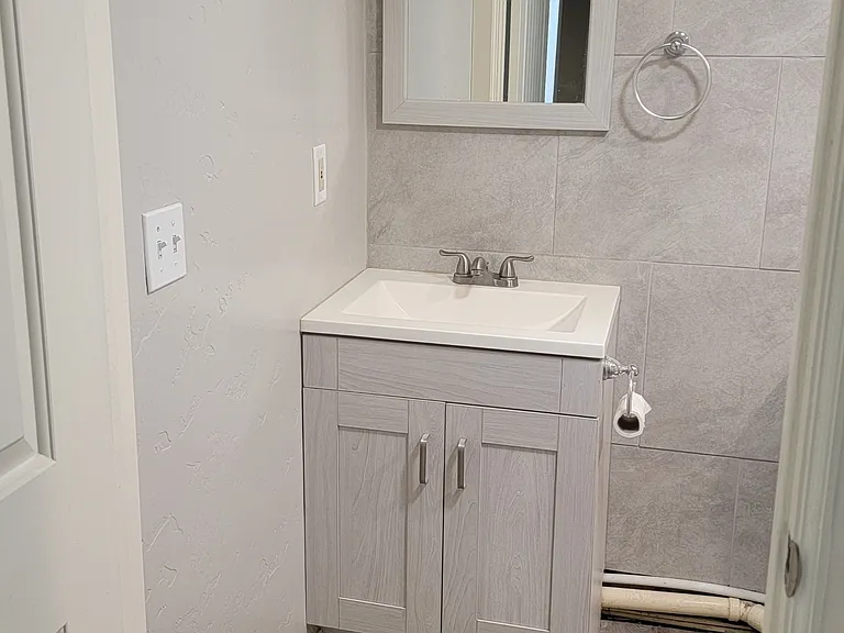 116 S Fern St #B — Photo 2