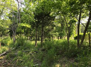 2300 Camp Mineola Rd, Mattituck, NY 11952