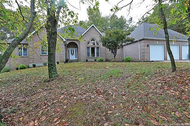 1st image of 3913 Brentwood Dr