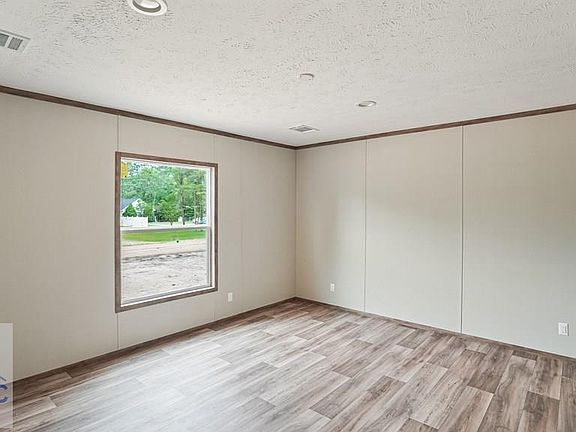 5th image of 816 Hires Rd