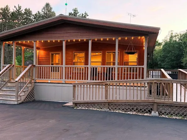 W2076 Amher St, Wisconsin Dells, WI 53965
