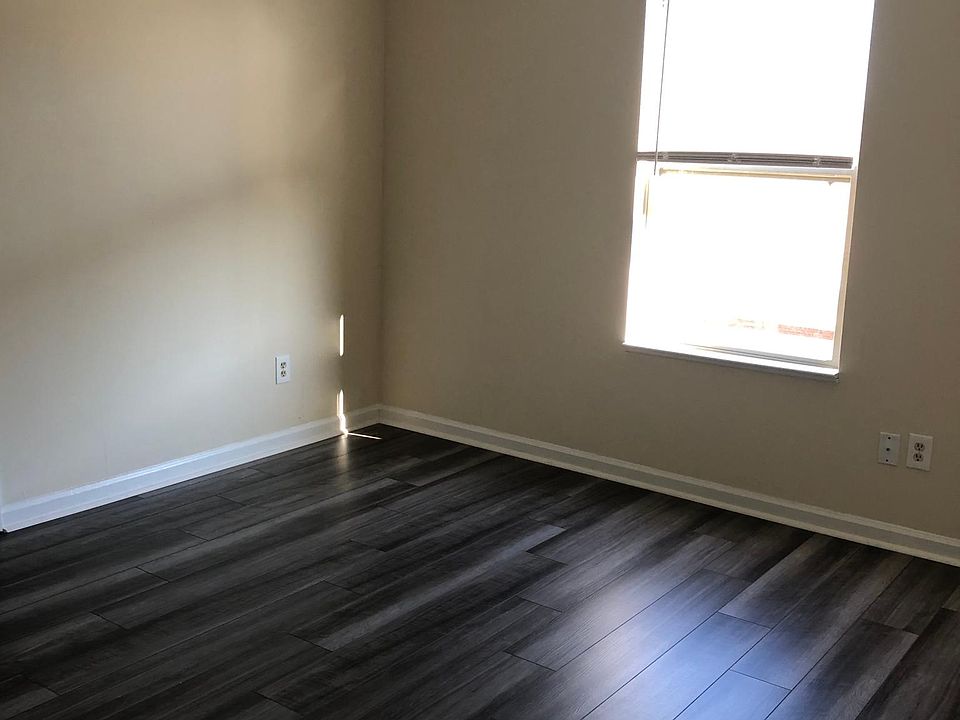 2nd image of 6041 Lake Freeman Dr