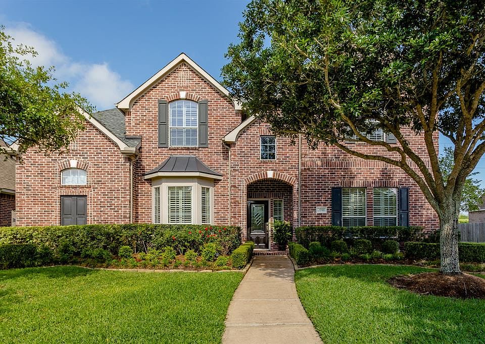 1st image of 2711 Taylorcrest