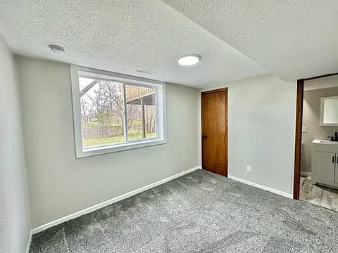 5117 SW 13th St — Photo 3