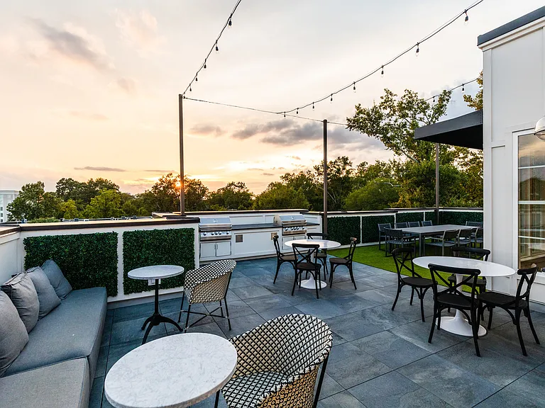 Roof Top at Devine District