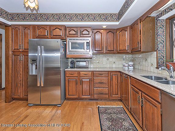 4th image of 3780 Crooked Creek Dr