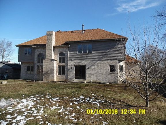 3rd image of 19950 Crawford Ave